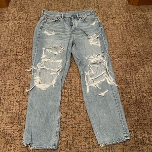 American Eagle 90’s Boyfriend Jeans